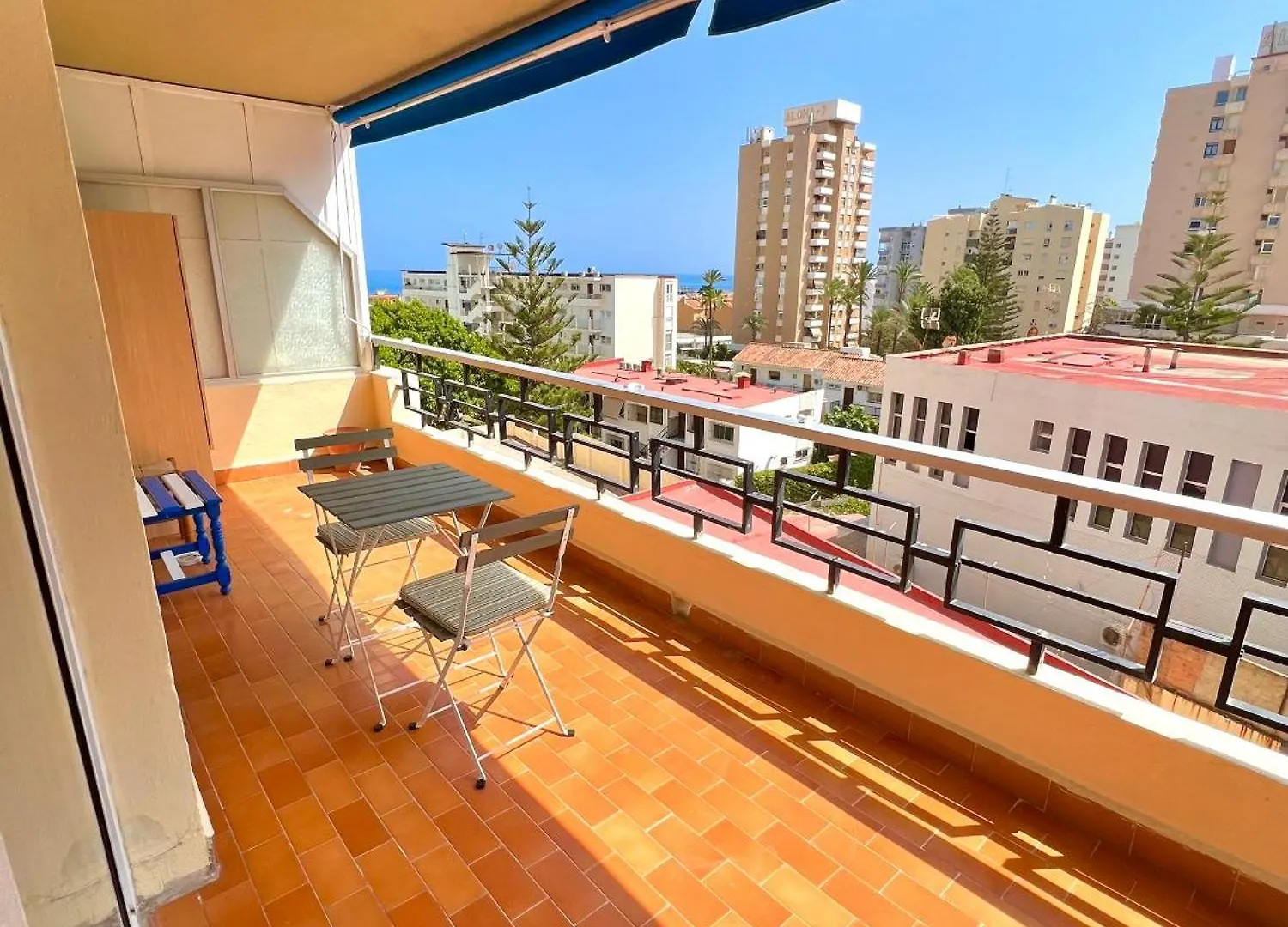 Torremolinos Carihuela Nucleo Cristal Apartment
